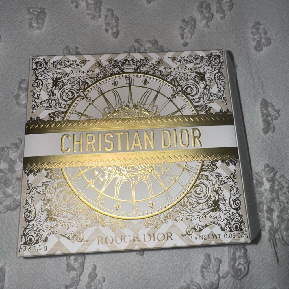 Dior gift box